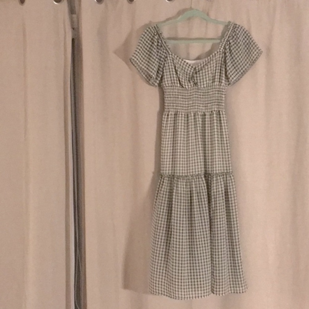 Vintage chiffon green dress square neck